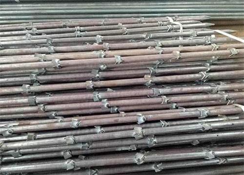 新源隧道钢花管